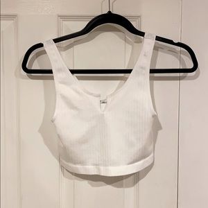BRAND NEW!! cropped ribbed white tank top